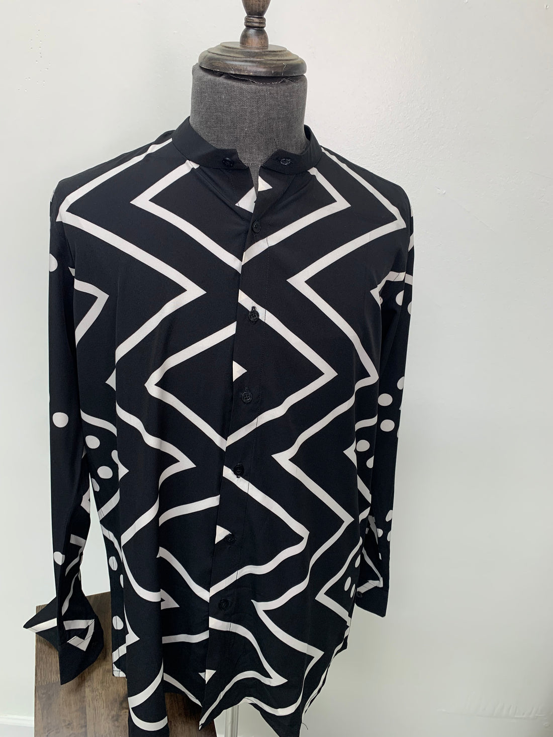 Black & White Zigzag Print Long Sleeve Shirt